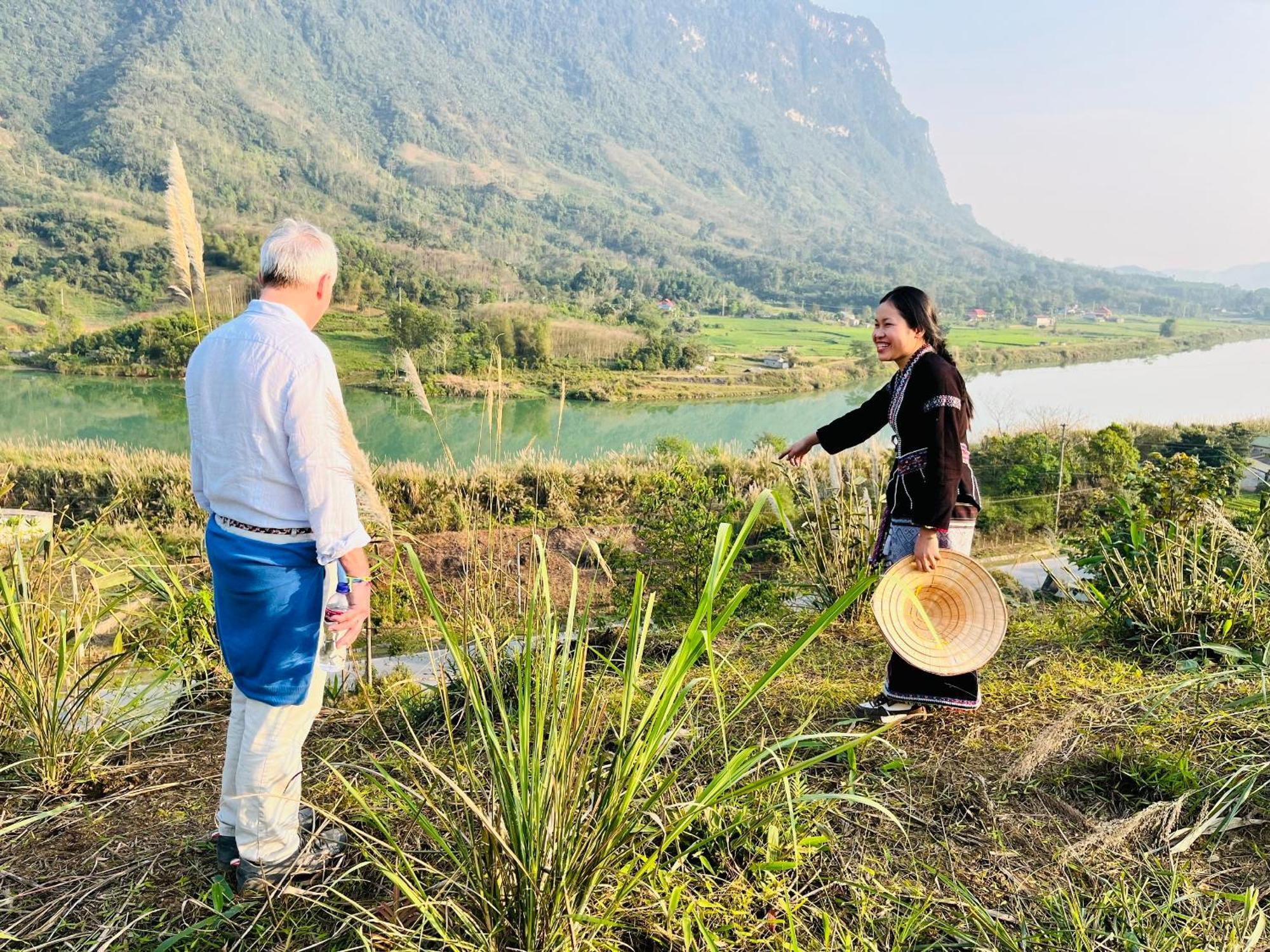Ban Bang Tours & Motorbike Homestay