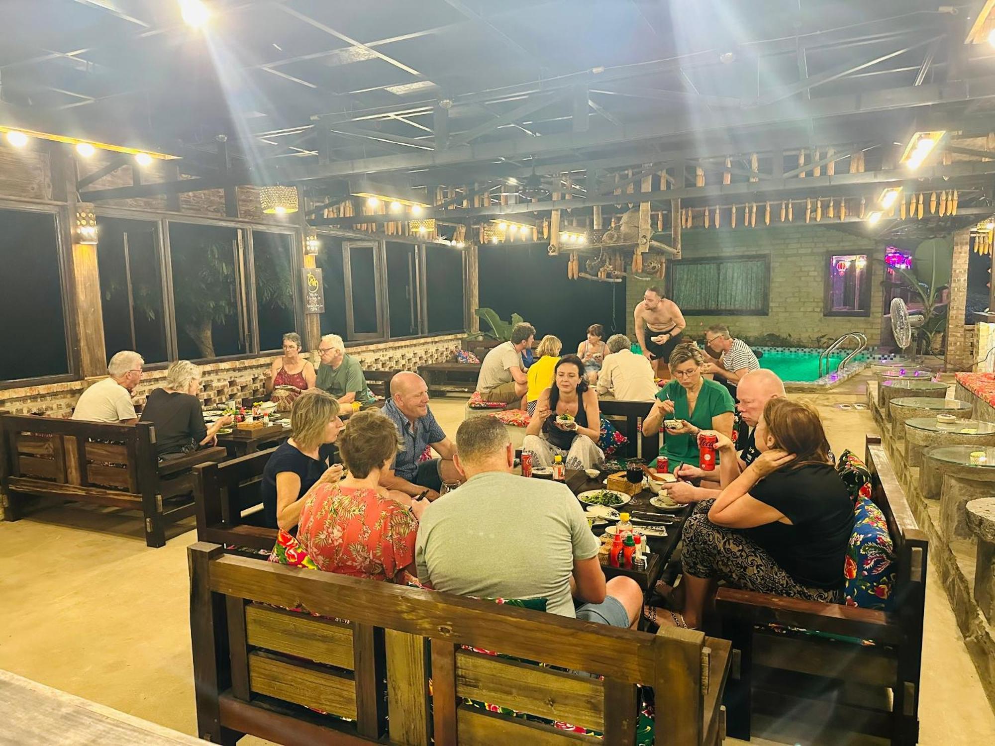 Ban Bang Tours & Motorbike Ha Giang